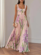 Maxi dress with pleated design and floral pattern sleeveless square neckline